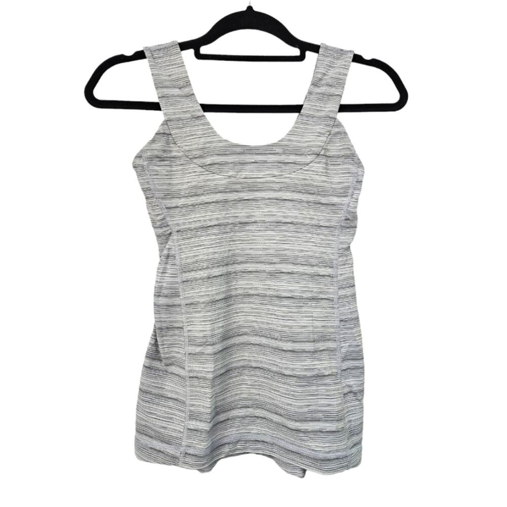 Lululemon Scoop Back Tank- Cyber Stripe White Silver Fox Size 4
